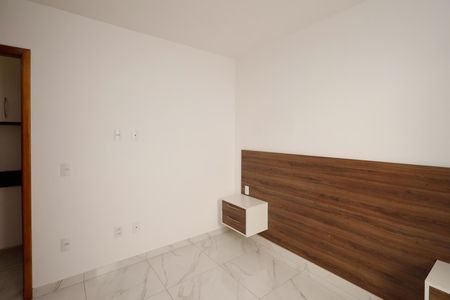 Quarto 1 de apartamento à venda com 1 quarto, 25m² em Vila Constança, São Paulo