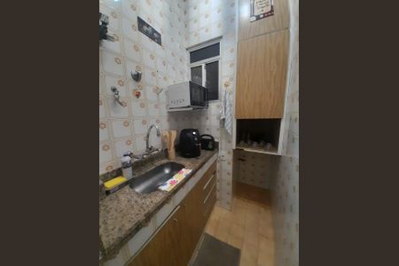 Cozinha de apartamento para alugar com 1 quarto, 24m² em Copacabana, Rio de Janeiro