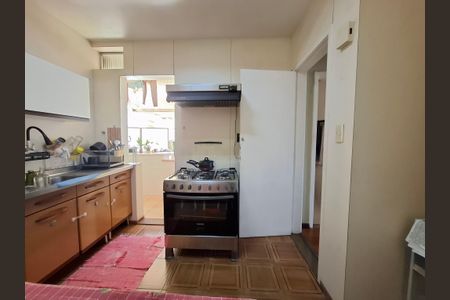 Apartamento à venda com 96m², 2 quartos e 1 vagaCozinha 