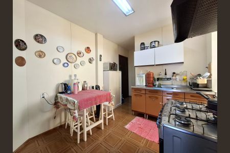 Apartamento à venda com 96m², 2 quartos e 1 vagaCozinha 