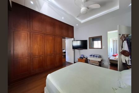 Apartamento à venda com 96m², 2 quartos e 1 vagaQuarto 1