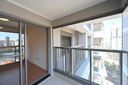 Apartamento para alugar com 50m², 1 quarto e 1 vagaVaranda