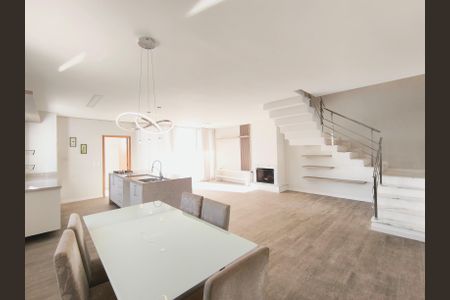 Sala de casa à venda com 3 quartos, 325m² em Parque Residencial Nove de Julho, Jundiaí