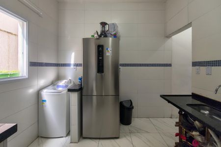 Casa de condomínio para alugar com 55m², 2 quartos e 2 vagasCozinha 