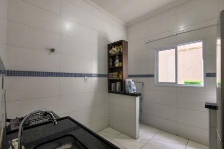 Casa de condomínio para alugar com 55m², 2 quartos e 2 vagasCozinha 