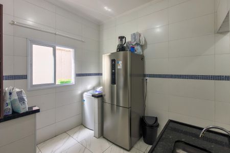 Casa de condomínio para alugar com 55m², 2 quartos e 2 vagasCozinha 