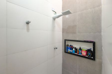 Casa de condomínio para alugar com 55m², 2 quartos e 2 vagasBanheiro 