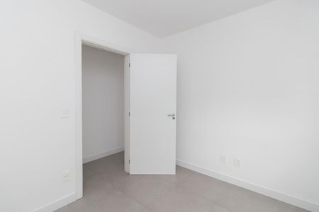 Quarto 1 de apartamento para alugar com 2 quartos, 67m² em Menino Deus, Porto Alegre