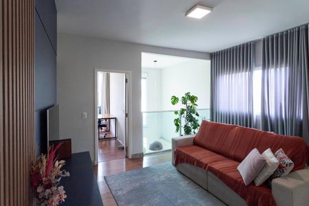 Casa à venda com 270m², 4 quartos e 4 vagasSala 2