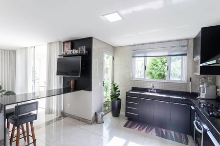 Casa à venda com 270m², 4 quartos e 4 vagasCozinha