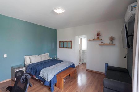 Casa à venda com 270m², 4 quartos e 4 vagasSuíte 