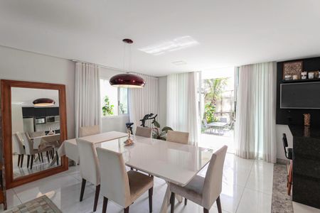 Sala 1 de casa à venda com 4 quartos, 270m² em Vila Boa Vista, Belo Horizonte