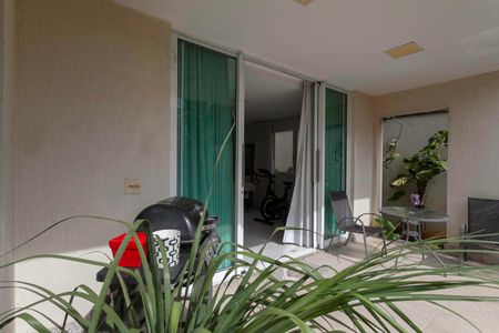 Casa à venda com 270m², 4 quartos e 4 vagasQuintal