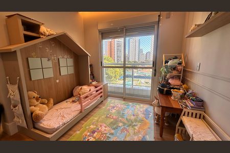 Apartamento à venda com 234m², 4 quartos e 4 vagas Apartamento à venda com 234m², 4 quartos e 4 vagasSuíte