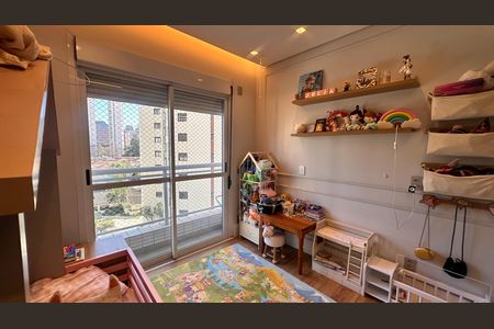 Apartamento à venda com 234m², 4 quartos e 4 vagas Apartamento à venda com 234m², 4 quartos e 4 vagasQuarto