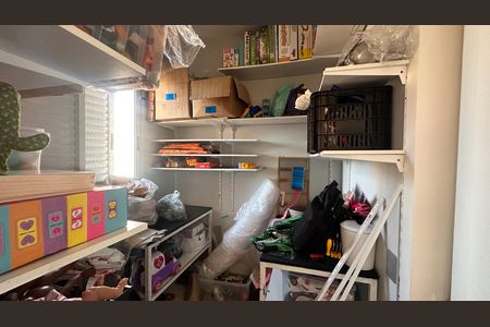 Quarto de serviço de apartamento à venda com 4 quartos, 234m² em Itaim Bibi, São Paulo