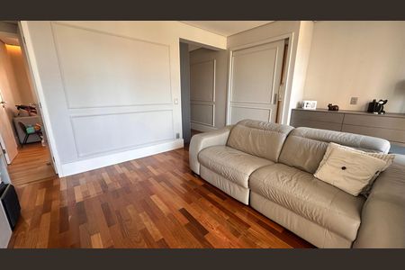 Apartamento à venda com 234m², 4 quartos e 4 vagas Apartamento à venda com 234m², 4 quartos e 4 vagasSala 2