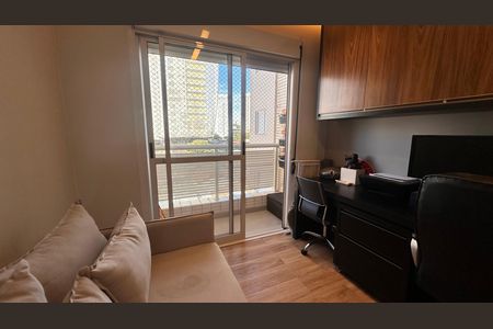 Apartamento à venda com 234m², 4 quartos e 4 vagas Apartamento à venda com 234m², 4 quartos e 4 vagasEscritório