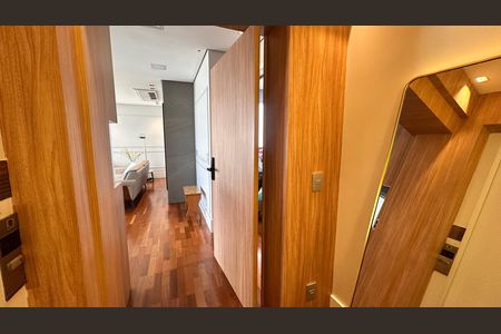 Apartamento à venda com 234m², 4 quartos e 4 vagas Apartamento à venda com 234m², 4 quartos e 4 vagasSala