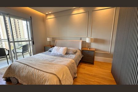 Apartamento à venda com 234m², 4 quartos e 4 vagas Apartamento à venda com 234m², 4 quartos e 4 vagasSuíte 3