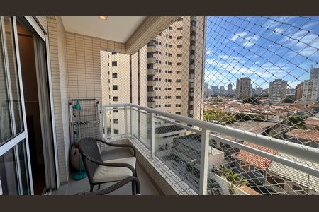 Apartamento à venda com 234m², 4 quartos e 4 vagas Apartamento à venda com 234m², 4 quartos e 4 vagasVaranda da Suíte 3