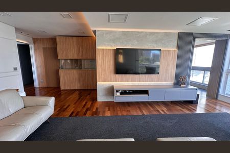 Apartamento à venda com 234m², 4 quartos e 4 vagas Apartamento à venda com 234m², 4 quartos e 4 vagasSala