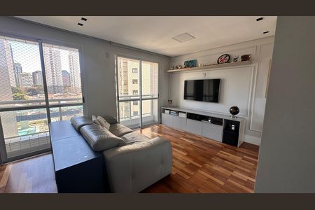 Apartamento à venda com 234m², 4 quartos e 4 vagas Apartamento à venda com 234m², 4 quartos e 4 vagasSala 2