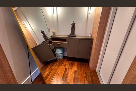 Apartamento à venda com 234m², 4 quartos e 4 vagas Apartamento à venda com 234m², 4 quartos e 4 vagasSala
