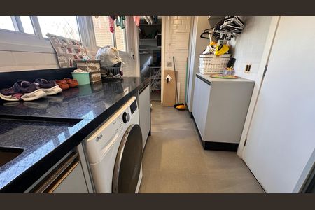 Apartamento à venda com 234m², 4 quartos e 4 vagas Apartamento à venda com 234m², 4 quartos e 4 vagasCozinha