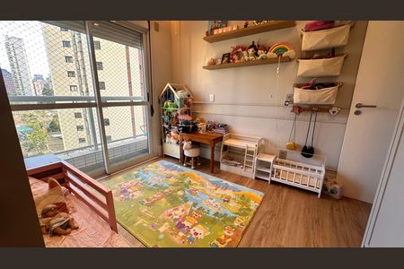 Apartamento à venda com 234m², 4 quartos e 4 vagas Apartamento à venda com 234m², 4 quartos e 4 vagasQuarto