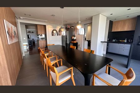 Apartamento à venda com 234m², 4 quartos e 4 vagas Apartamento à venda com 234m², 4 quartos e 4 vagasVaranda da Sala