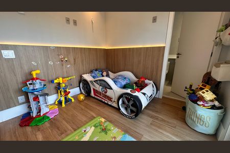 Apartamento à venda com 234m², 4 quartos e 4 vagas Apartamento à venda com 234m², 4 quartos e 4 vagasSuíte 2