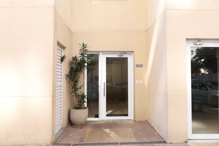 Apartamento para alugar com 32m², 2 quartos e sem vagaÁrea comum - Entrada do prédio