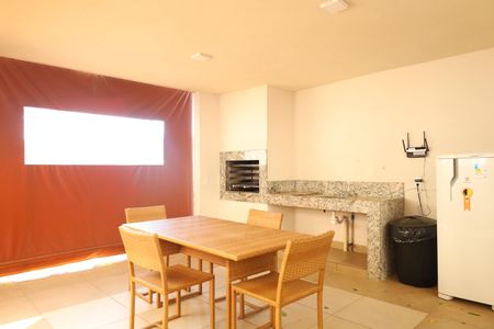 Apartamento para alugar com 32m², 2 quartos e sem vagaÁrea comum - Churrasqueira