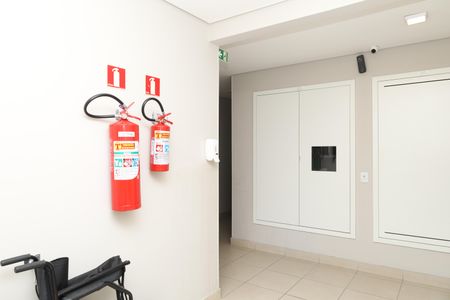 Apartamento para alugar com 32m², 2 quartos e sem vagaÁrea comum - Saguão do prédio