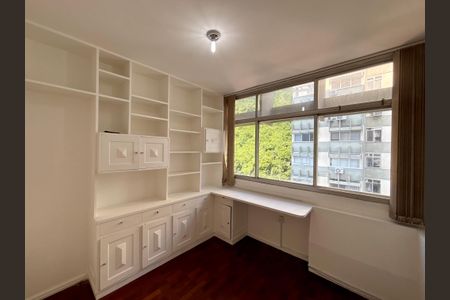 Apartamento para alugar com 126m², 3 quartos e 1 vagaQuarto 2