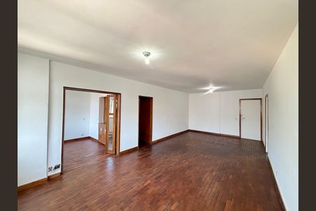 Apartamento para alugar com 126m², 3 quartos e 1 vagaSala