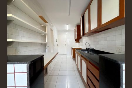 Apartamento para alugar com 126m², 3 quartos e 1 vagaCozinha