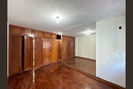 Apartamento para alugar com 126m², 3 quartos e 1 vagaSuíte