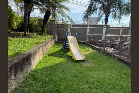 Apartamento à venda com 60m², 3 quartos e 1 vaga Apartamento à venda com 60m², 3 quartos e 1 vagaÁrea comum - Playground