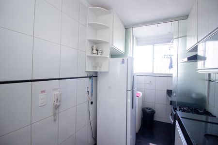 Apartamento à venda com 60m², 3 quartos e 1 vaga Apartamento à venda com 60m², 3 quartos e 1 vagaCozinha e Área de Serviço