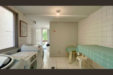 Studio à venda com 28m², 1 quarto e 1 vagaLavanderia