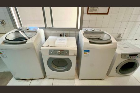 Studio à venda com 28m², 1 quarto e 1 vagaLavanderia