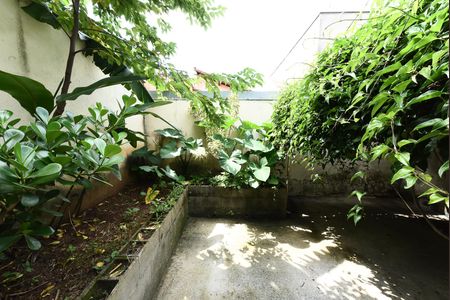 Casa para alugar com 360m², 4 quartos e 4 vagasÁrea externa