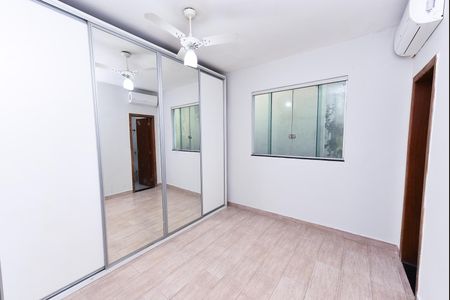 Casa para alugar com 360m², 4 quartos e 4 vagasSuite 1