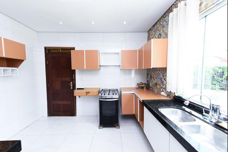Casa para alugar com 360m², 4 quartos e 4 vagasCozinha
