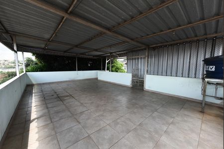 Casa para alugar com 360m², 4 quartos e 4 vagasTerraço