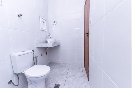 Casa para alugar com 360m², 4 quartos e 4 vagasBanheiro 1