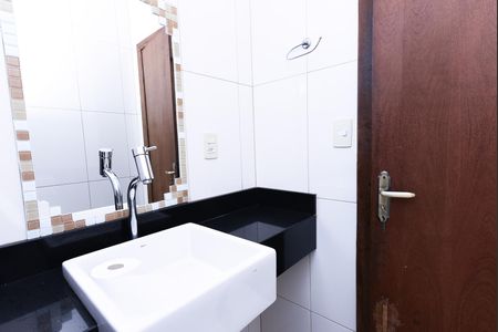 Casa para alugar com 360m², 4 quartos e 4 vagasBanheiro 3