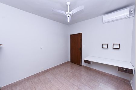 Casa para alugar com 360m², 4 quartos e 4 vagasQuarto 1